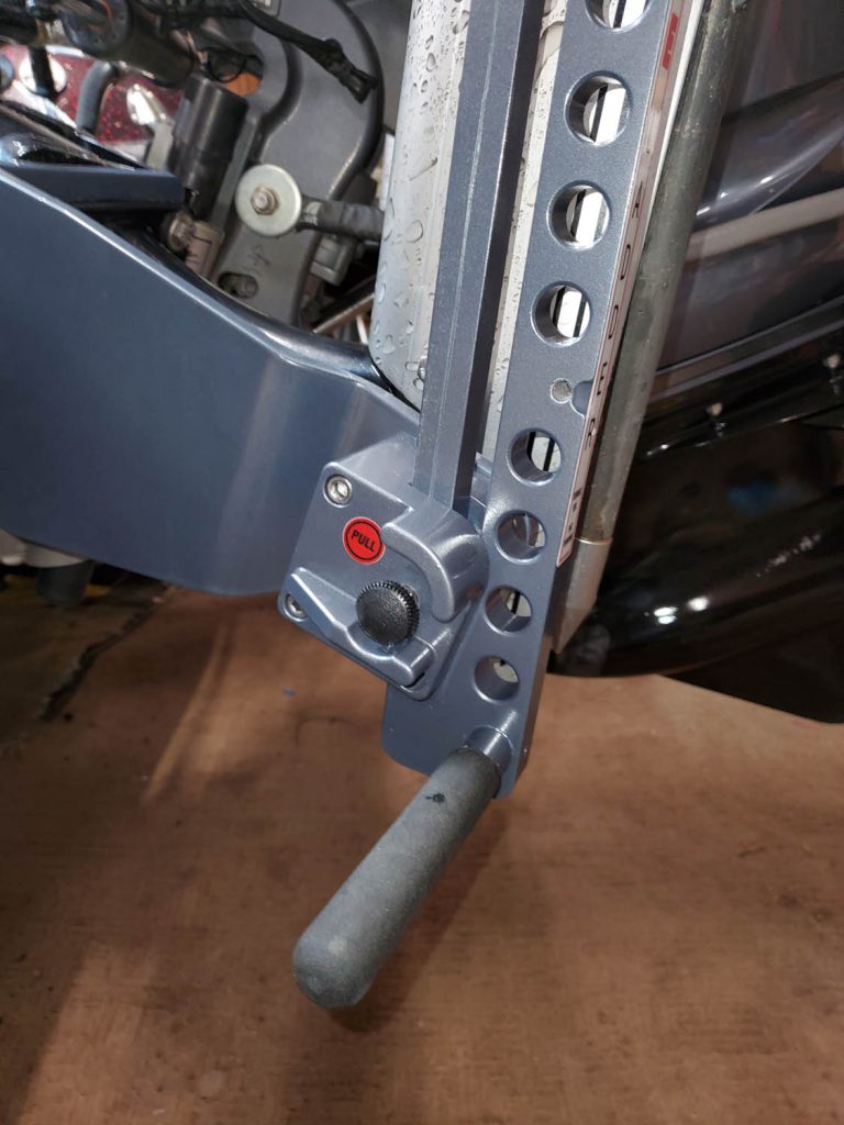 R&R Manufactures ELadder Bracket Only Drewcraft LLC